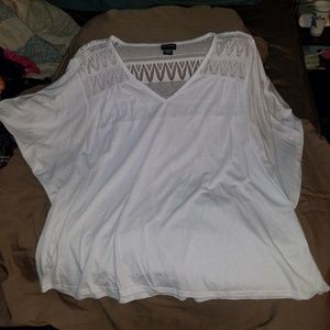 Torrid white large short sleeve top size 3